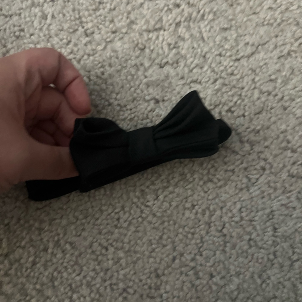 Cat & Jack Holiday Suspenders with Bow Tie with 6 months - Picture 2 of 5